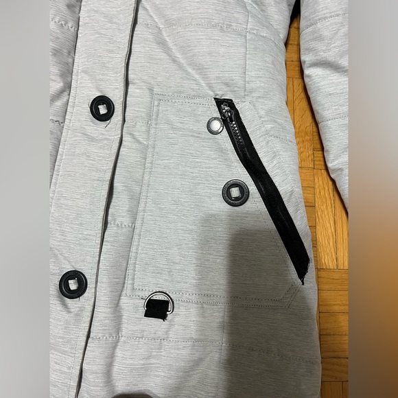 Winter coat - Picture 3 of 6